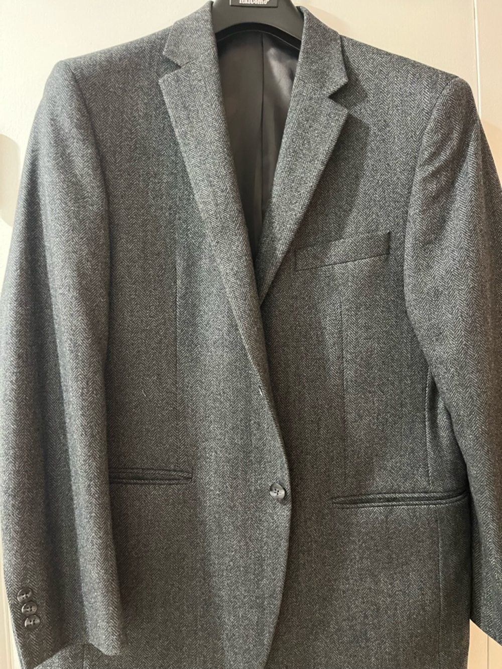 Men's Gray Herringbone Blazer - Classic Tailored Style